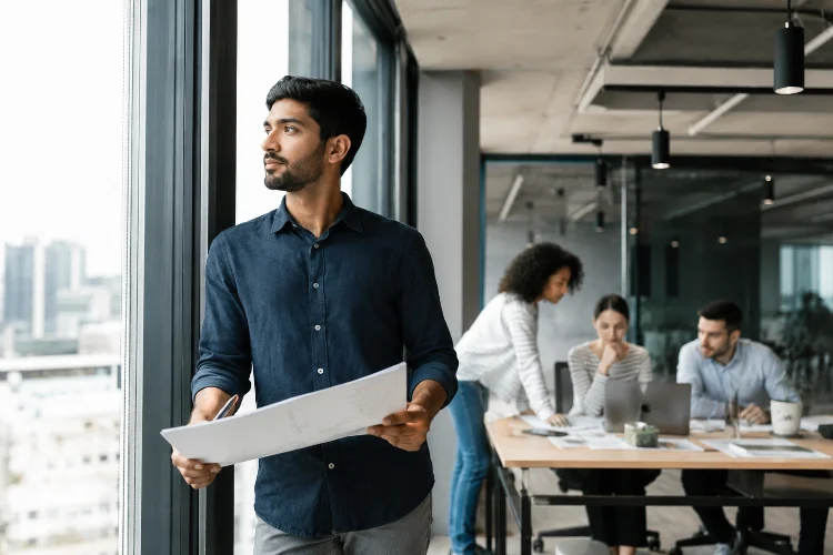 How to Develop a Leadership Mindset for Long-Term Career Growth